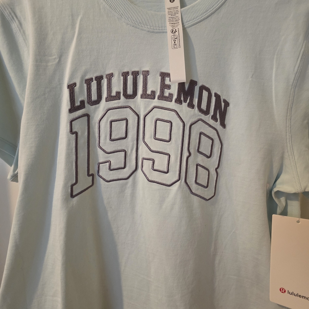 Lululemon Sky Blue Crewneck Tee - Picture 5 of 6